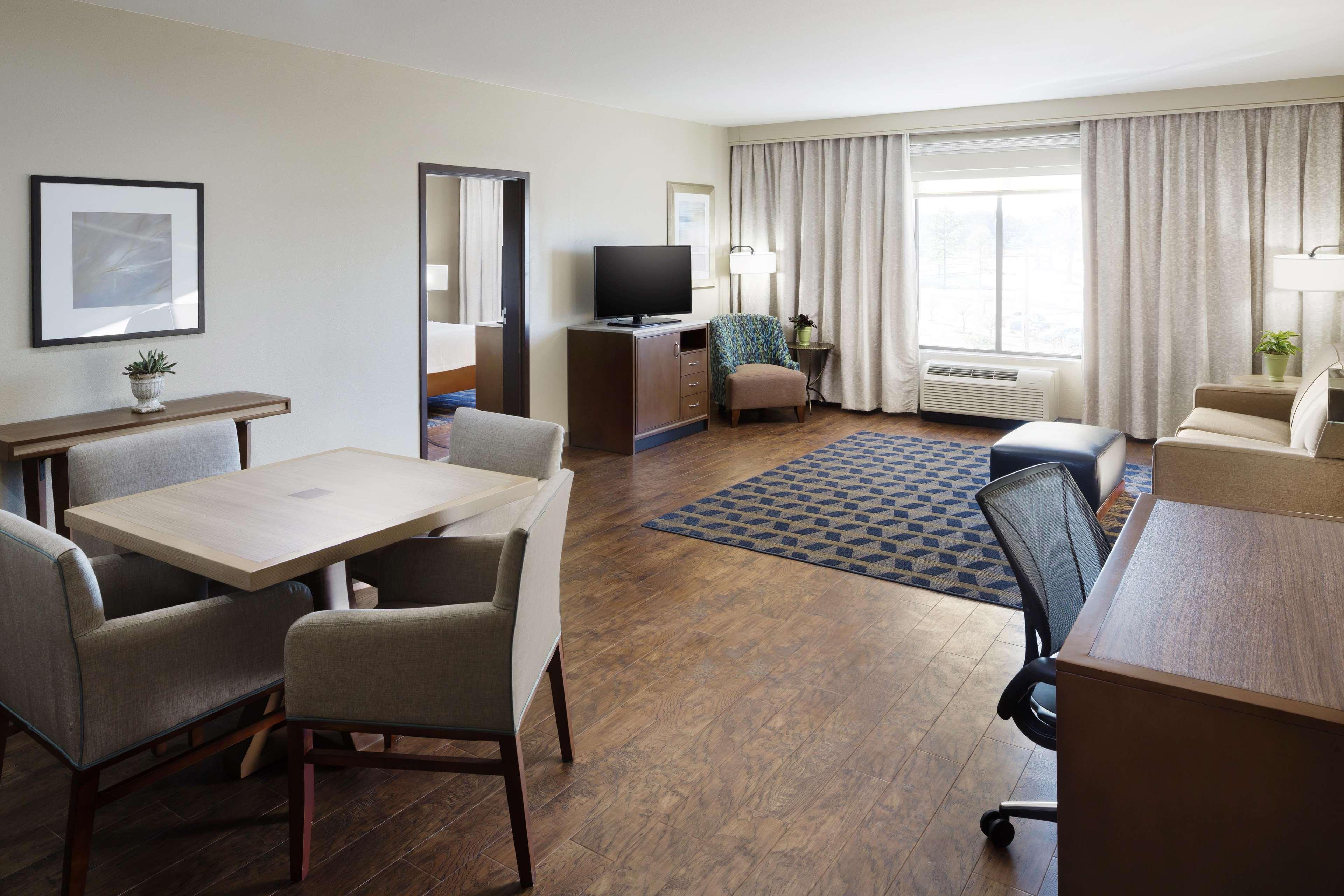 Longview Hilton Garden Inn Extérieur photo